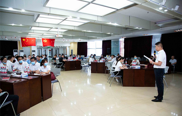6731顶级游戏一时党委组织“百年党史中的红色经典研读”活动